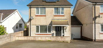 3 bedroom link detached house for sale