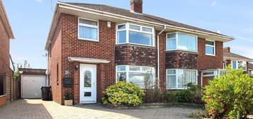 3 bedroom semi-detached house for sale