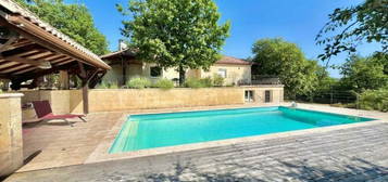 Maison T5 avec vue imprenable, piscine et sous-sol