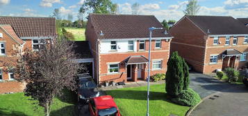 Property for sale in Ormond Close, Widnes WA8