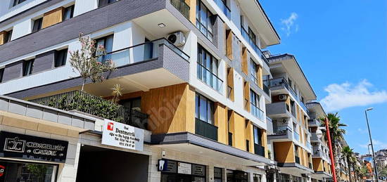 ÇENGELKÖY CADDE EVLERİNDE 4+1 DUBLEKS FULL EŞYALI KİRALIK DAİRE