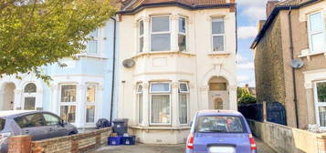 2 bed flat to rent