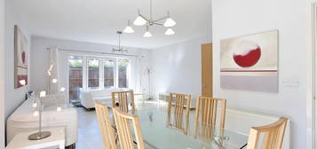 Property to rent in Academy Place, Isleworth TW7