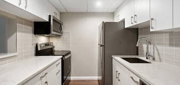 1 Franklin Town Blvd Unit 1702, Philadelphia, PA 19103