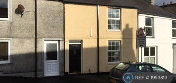 2 bedroom terraced house