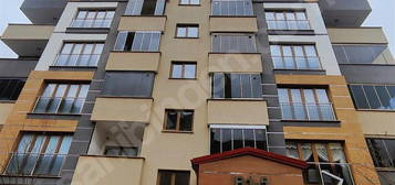 YOMRA TOKİDE 3+1 165M2 FERAH DAİRE