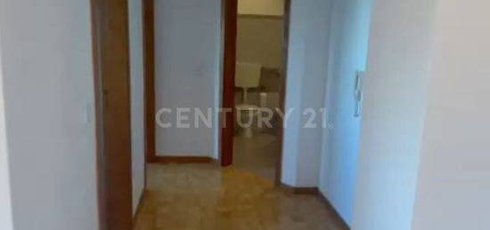 Apartamento T1 Novo - Pragal - Estação Fertagus-Pragal