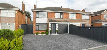 4 bedroom semi-detached house for sale