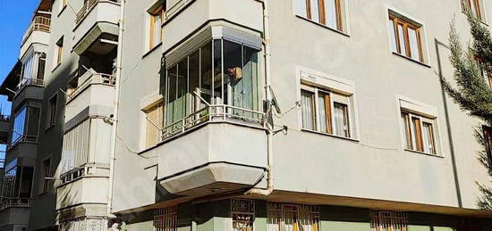 YATIRIM DÜNYASI'NDAN AHMET ÖZCAN CADDESİNDE DUBLEX DAİRE