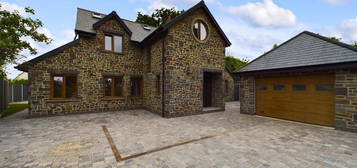 3 bedroom detached house to rent