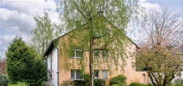 Bielefeld-Hoberge: MFH mit 5 Wohneinheiten | Eigennutzung & Kapitalanlage | 395 m² WFL | 2 Garagen