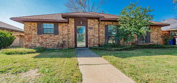 3012 Tina St, Sachse, TX 75048