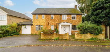 4 bed detached house for sale