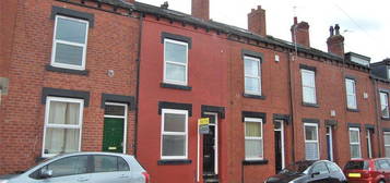 5 bed terraced house to rent