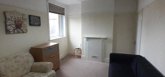 1 bedroom house share