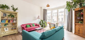 3 bed flat for sale