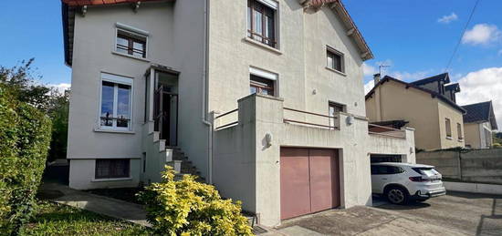 Maison  à vendre, 6 pièces, 4 chambres, – m²