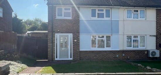 3 bedroom semi-detached house