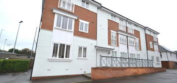 Flat to rent in Wicketts End, Whitstable CT5