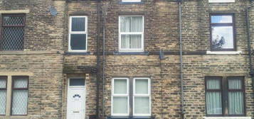 2 bed terraced house to rent