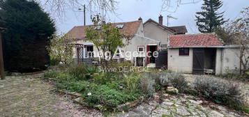 Fermette sur son terrain clos de 1130m2