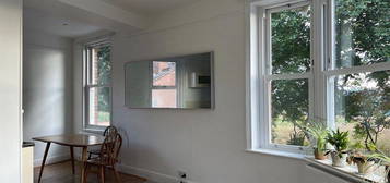 Maisonette to rent in St. Leonards Road, Exeter EX2