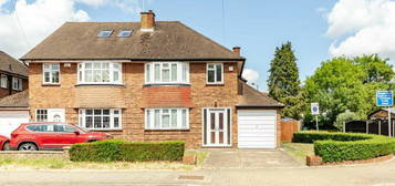 3 bedroom semi-detached house