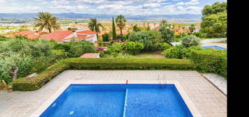 Casa típica andaluza con piscina privada