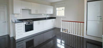 4 bedroom maisonette for sale