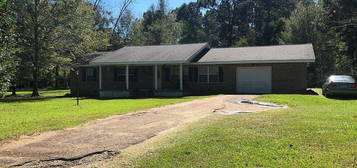 791 W  Bay St, Magnolia, MS 39652