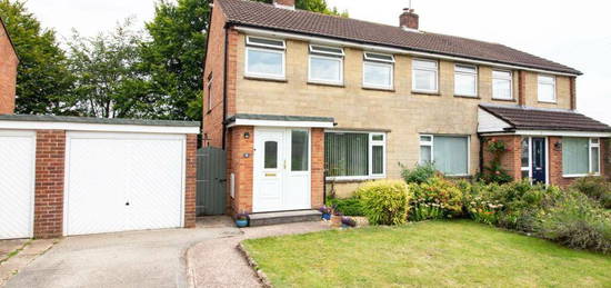 3 bedroom semi-detached house for sale