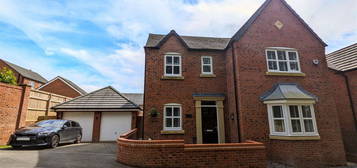 4 bed detached house for sale