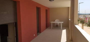 Appartement T3 + Terrasse + Parking