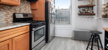 106 Conselyea St #3A, Brooklyn, NY 11211