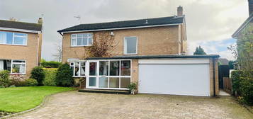 4 bed detached house for sale