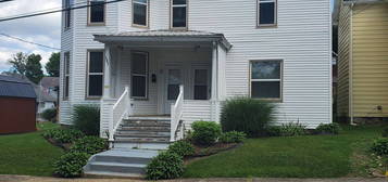 302 Oakland Ave, Punxsutawney, PA 15767