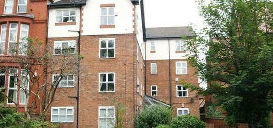 Flat to rent in Ullet Road, Liverpool L17