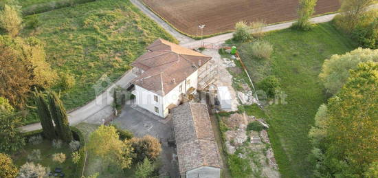 Terratetto unifamiliare via Pantano 26, Castelliri