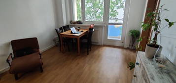 Wohnung in Hellersdorf 48qm, 2 Zimmer, Balkon