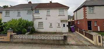 3 bed semi-detached house for sale