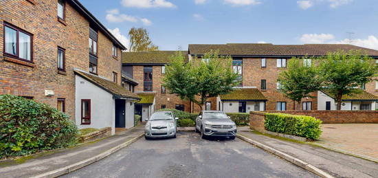 Flat for sale in Talman Grove, Stanmore HA7