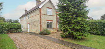 3 bed semi-detached house for sale