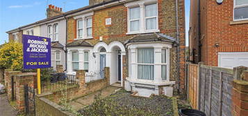 3 bed terraced house for sale