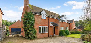 Detached house to rent in Main Street, Chaddleworth, Newbury RG20