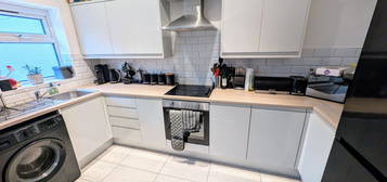 3 bed terraced house to rent