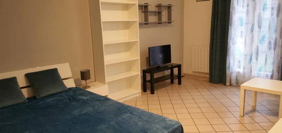 Location appartement 1 pièce 33 m²