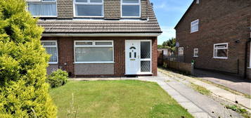 3 bed semi-detached house to rent