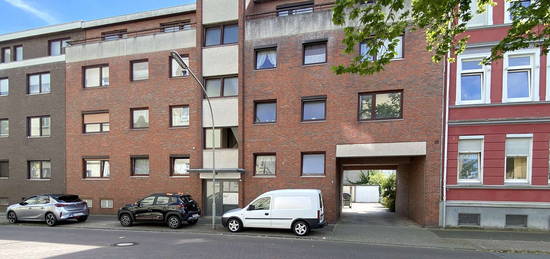 Modernisierte Wohnung mit Südbalkon und Garage