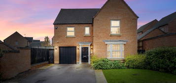 4 bed detached house for sale