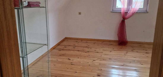 1 Zimmer Apartment mit Seperater Küche und bad